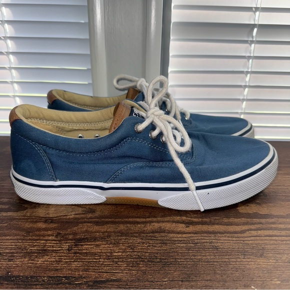 SPERRY Mens Shoes Top Sider Size 9 Blue Halyard Sneakers Low Top Lace Up Low - Picture 2 of 9